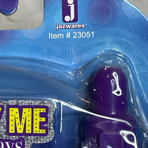 Vintage Hannah Montana 🎸Activity Pad & pen set - Picture 4 of 7